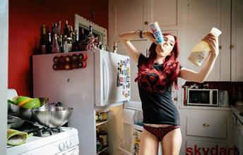 ���齫���Ǻ�ҩˮ��Ƶ����������һ���ճ���ײ�찲�Ž�ˮ���¼�...